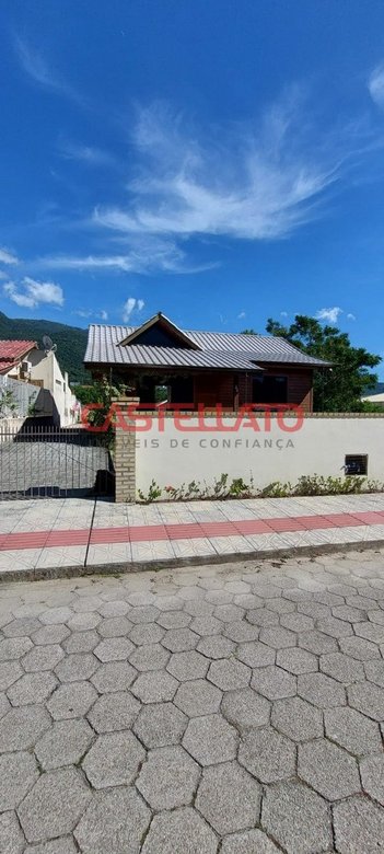 house em Rua Velho Leão do Mar, Praia de Fora - Palhoça - SC