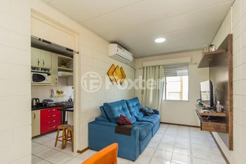 apartment em Avenida Romeu Samarani Ferreira, Vila Nova - Porto Alegre - RS