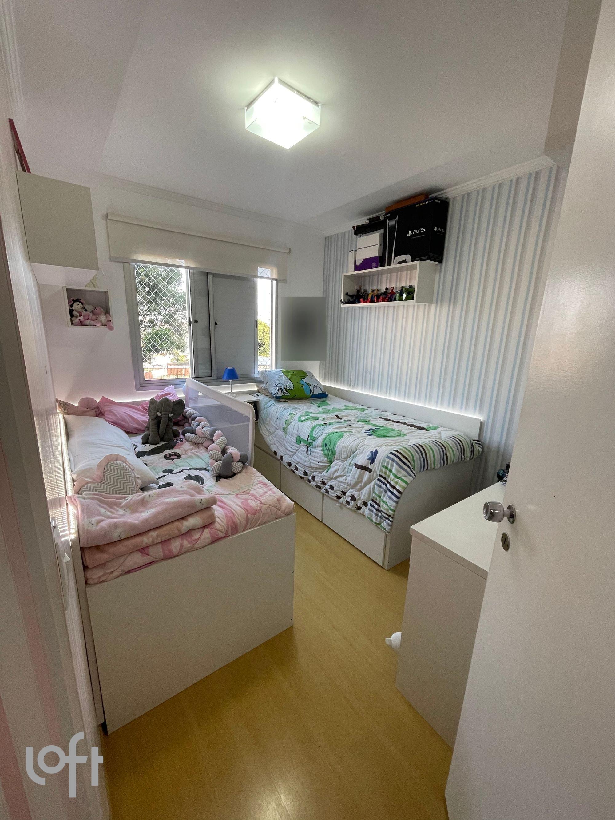 MASTER_BEDROOM