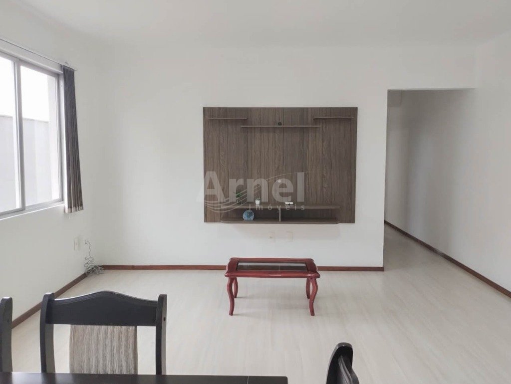 04 SALA