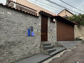 house em Rua Professor Henrique Costa, Pechincha - Rio de Janeiro - RJ