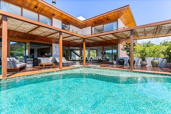 house em Rodovia Doutor Antônio Luiz Moura Gonzaga, Rio Tavares - Florianópolis - SC