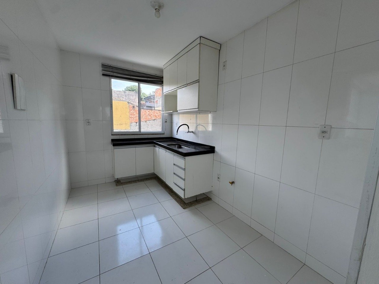 1b31fc3b-7e80-4375-a6d0-b0bb7f675bf8