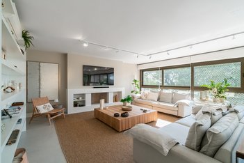 apartment em Rua Tito Lívio Zambecari, Mont Serrat - Porto Alegre - RS
