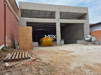 business em Avenida Carlos Martins Sodero, Vila Independência - Piracicaba - SP