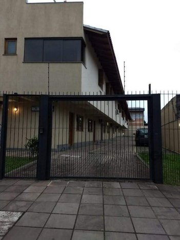 house em Outeiro, Coronel Aparício Borges - Porto Alegre - RS