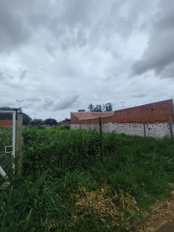 land_lot em Rua Izabelino Hipolito Novaes, Jardim Nashville - Campo Grande - MS