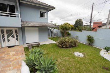 house em Rua Professor Joaquim de Mattos Barreto, São Lourenço - Curitiba - PR
