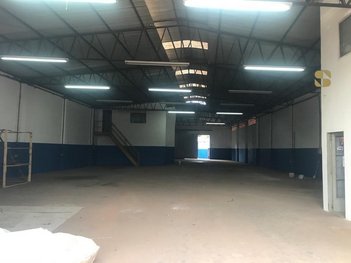 industrial em Avenida Fernando Correa da Costa, São José - Cuiabá - MT
