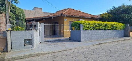house em Professor Emanoel Paulo Peluso, Campeche - Florianópolis - SC