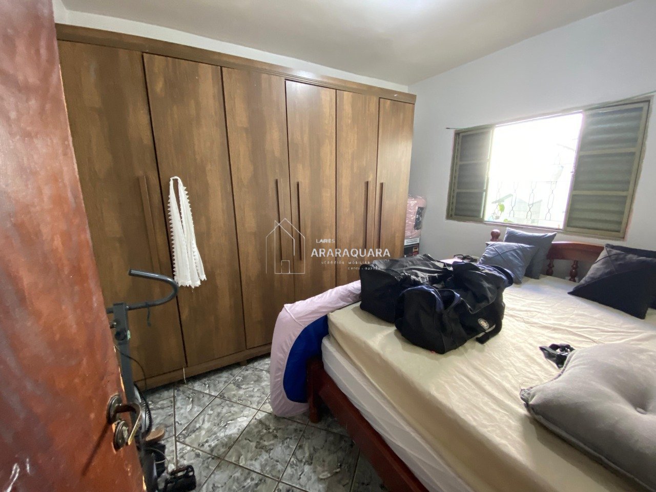 e9a58cf8-f8b8-4325-8aa2-1c583502a2c9