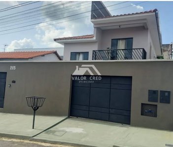 house em Rua Poeta José Niuton Alves, Jardim Bouganville - Varginha - MG
