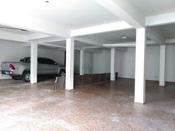 office em Curuzu (salão) Major Leônidas Cardoso, Centro - Botucatu - SP