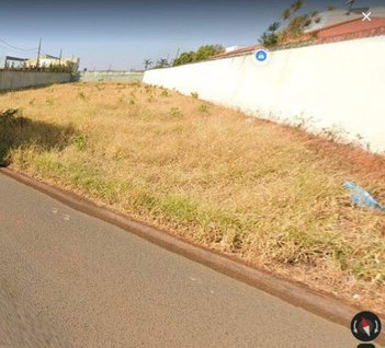 land_lot em Avenida Cleone Cairo Gomes, Segismundo Pereira - Uberlândia - MG