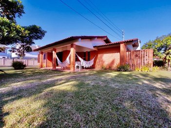 house em Rua Galileu Galilei, Rainha do Mar - Xangri-Lá - RS