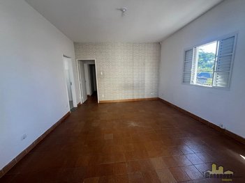 house em Rua Eurico Gaspar Dutra, Jardim Jacinto - Jacareí - SP