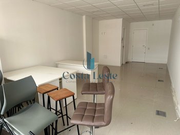 office em R. Patrício Farias, Itacorubi - Florianópolis - SC