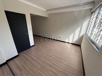 apartment em Avenida Rio de Janeiro, Centro - Londrina - PR