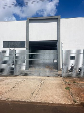 commercial_property em Avenida Kakogawa, Parque Residencial Cidade Nova - Maringá - PR