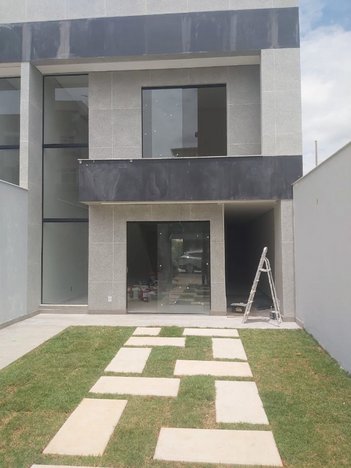 house em Rua José Tavares dos Santos, Europa - Contagem - MG