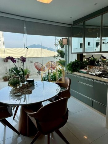 apartment em Avenida Prefeito Cirino Adolfo Cabral, Centro - Navegantes - SC