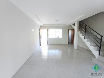 house em Rua Esmeraldo Cassettari Junior, Forquilhas - São José - SC