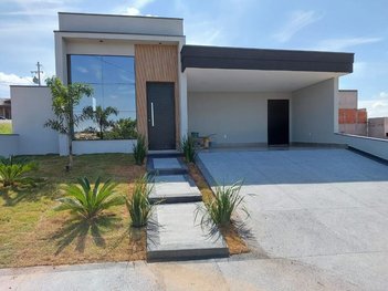 house em Avenida Rodolfo Kivitz, Parque dos Pinheiros - Nova Odessa - SP