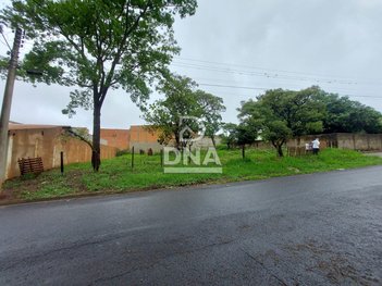 land_lot em Rua Leopoldina Pinheiro Cintra, Jardim Santa Eliza - Botucatu - SP