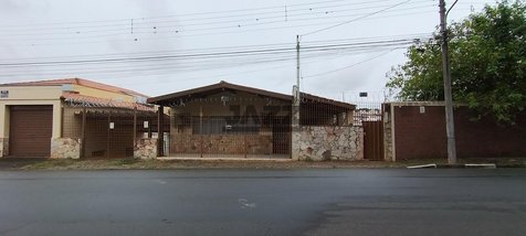 house em Rua Bernardo Stefani, Vila Santa Cristina - Bragança Paulista - SP
