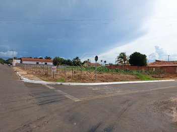 land_lot em Rua das Oliveiras, Setor Boa Vista - Mineiros - GO