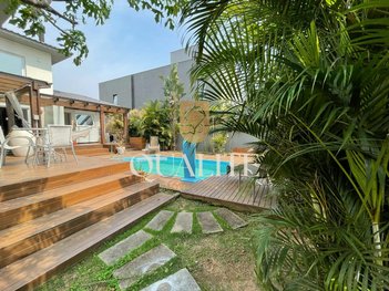 house em Rodovia Doutor Antônio Luiz Moura Gonzaga, Rio Tavares - Florianópolis - SC