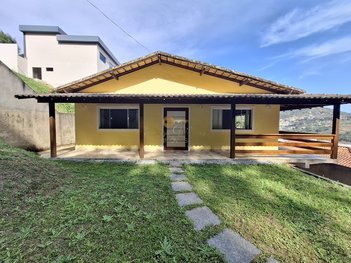 house em Estrada Doutor Rogério de Moura Estevão, Albuquerque - Teresópolis - RJ