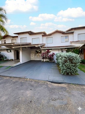 house em Rua B 6, Parque das Laranjeiras - Goiânia - GO