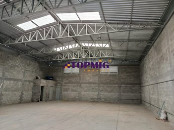 industrial em Avenida Imbiruçu, Petrolândia - Contagem - MG