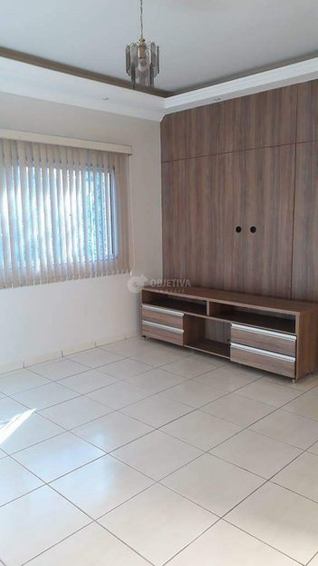 apartment em Rua Joaquim Leal de Camargos, Chácaras Tubalina e Quartel - Uberlândia - MG