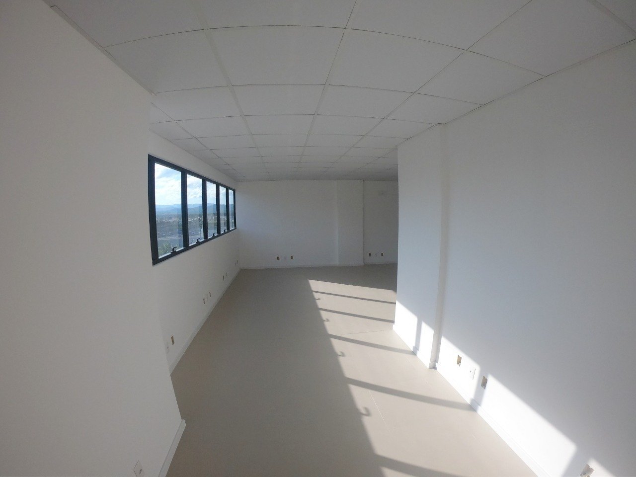 i8YNYrer9z3_23795e99b1a9b898e