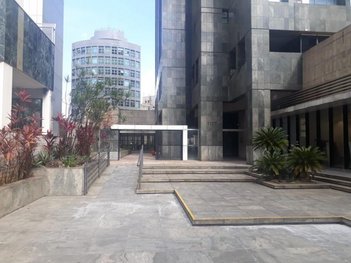 office em Avenida Álvares Cabral, Lourdes - Belo Horizonte - MG