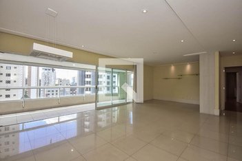 apartment em Rua Itapimirum, Vila Andrade - São Paulo - SP