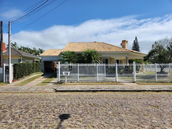 house em Rua Guatapi, Xangri-Lá - Xangri-Lá - RS
