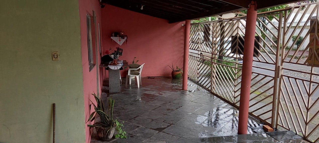 Casa com 3 quartos — Ouro Preto, Belo Horizonte