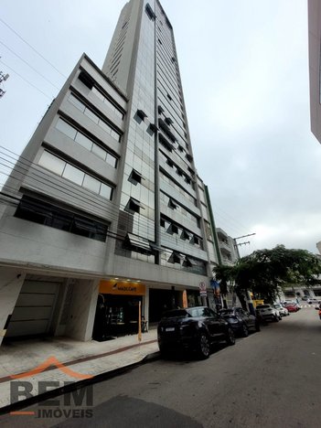 office em Rua Arthur Max Dôose, Pioneiros - Balneário Camboriú - SC