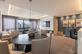 apartment em Rua João Caetano, Três Figueiras - Porto Alegre - RS