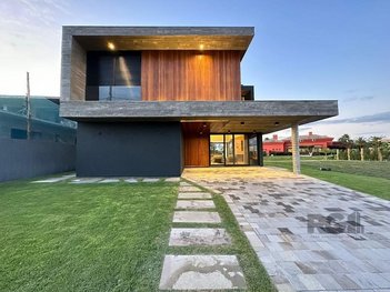 house em Avenida Paraguassu, Centro - Xangri-Lá - RS