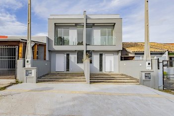 house em Rua Pinheiros, Girassol - Gravataí - RS