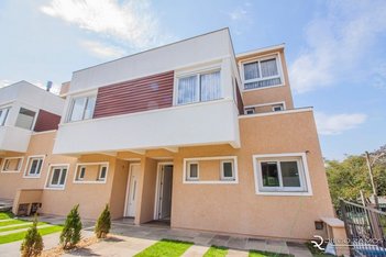 house em Rua Paulo Madureira Coelho, Morro Santana - Porto Alegre - RS
