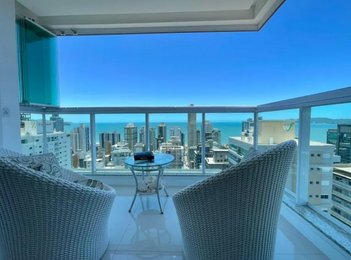 apartment em Rua 236, Meia Praia - Itapema - SC