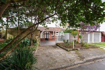 house em Rua República Islâmica do Irã, Jardim das Américas - Curitiba - PR
