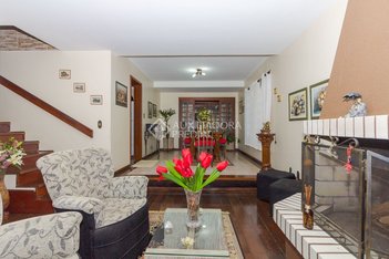 house em Rua Ari Peixoto Martins, Espírito Santo - Porto Alegre - RS