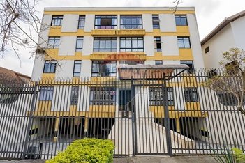 apartment em Rua Reinaldino Schaffenberg de Quadros, Cristo Rei - Curitiba - PR