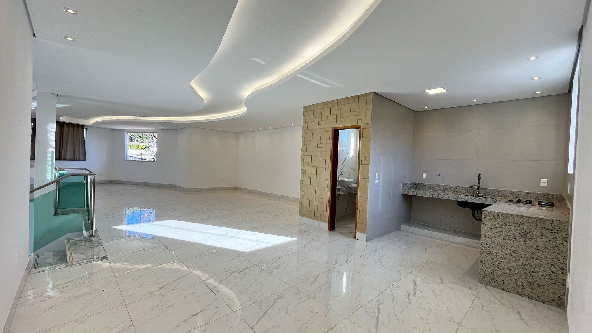 Casa com 3 quartos — Estoril, Belo Horizonte